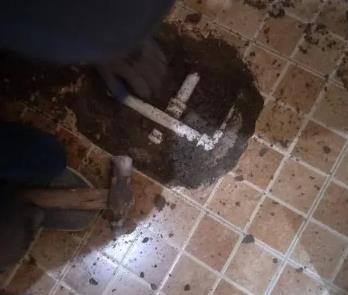 尼勒克卫生间漏水维修公司为您分享下卫生间渗水如何处理及注意事项